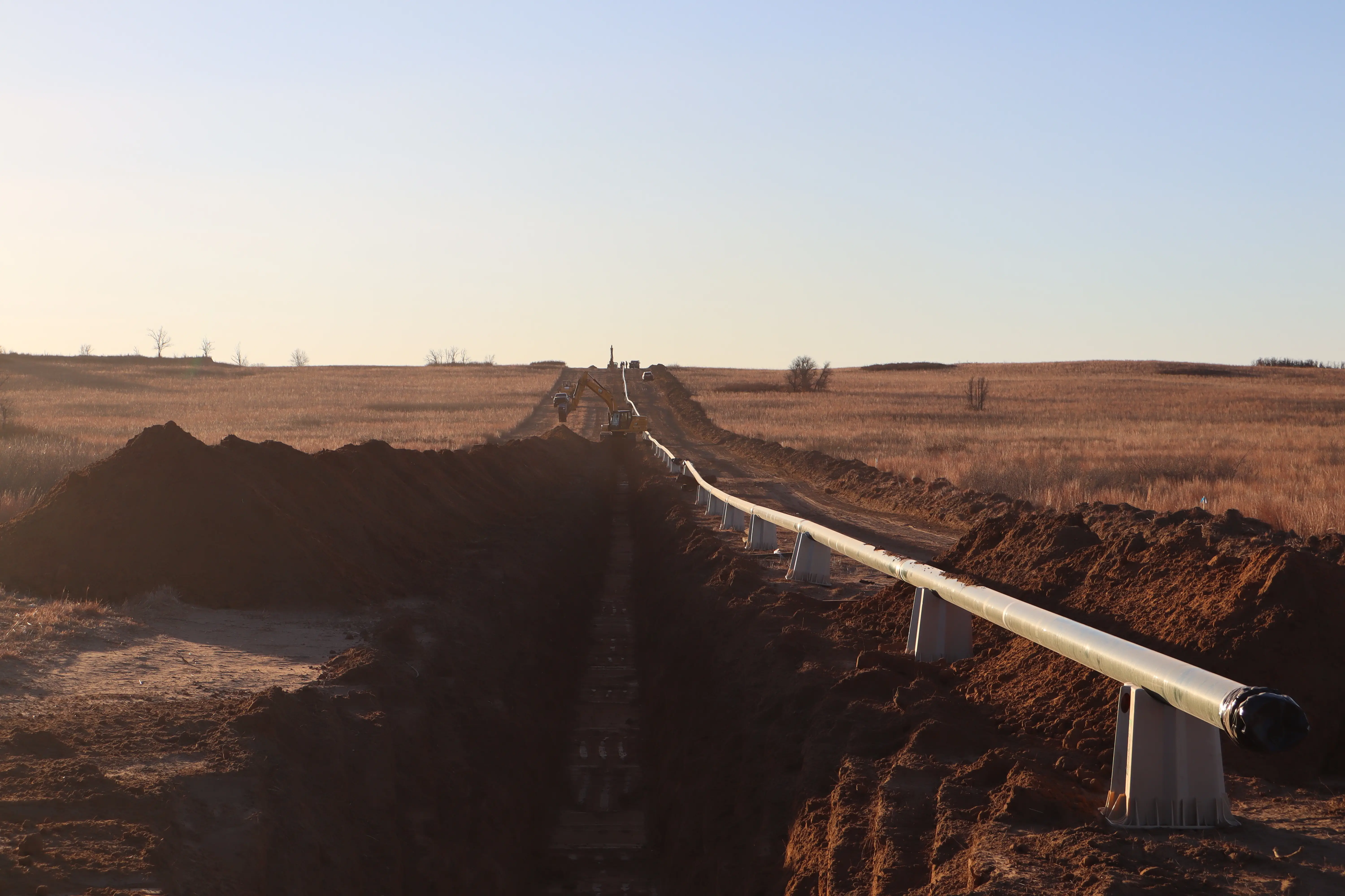 Pipeline Construction Stretching to Horizon
